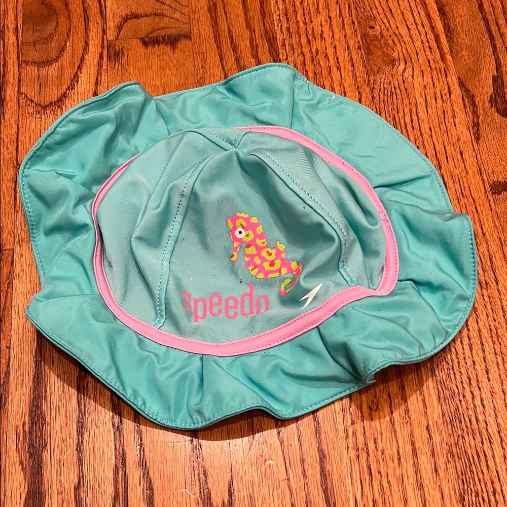 Speedo Kids' Aqua and Pink Swim Hat Seahorse L/XL adjustable